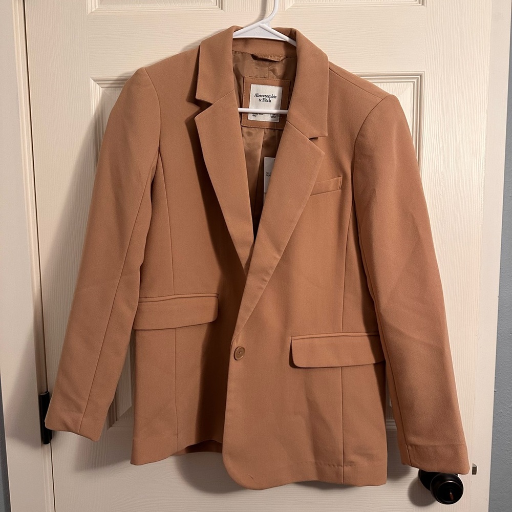 Abercrombie and fitch beige blazer